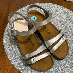 NWT Papillio by Birkenstock Lana wedge Silver strap Size 6